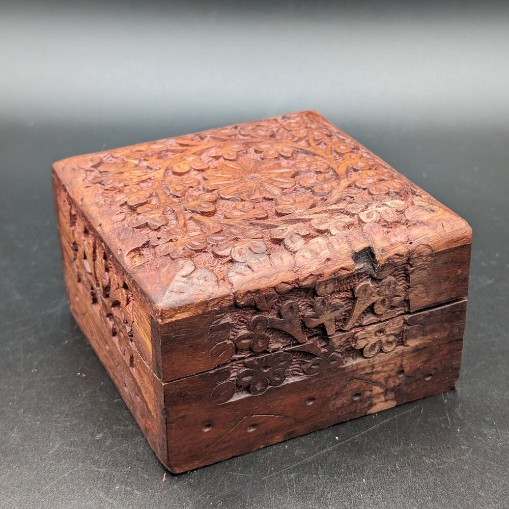 Vintage Hand Carved Ornate Wooden Box 4"x4" Storage Trinket Jewelry Hinged Lid